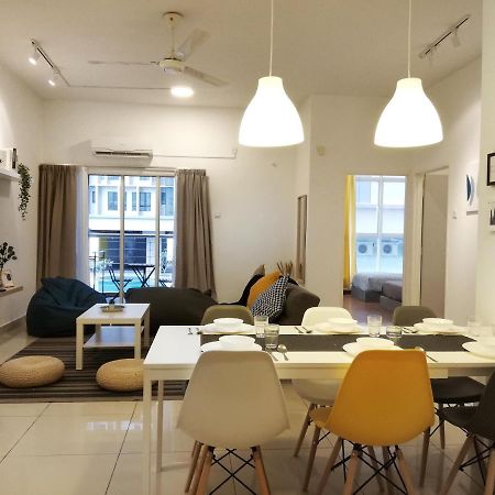 Subang City Residence, 8-9 Pax With Balcony, Walking Distance To Summit, 5Min To Sunway Subang Jaya Exteriör bild