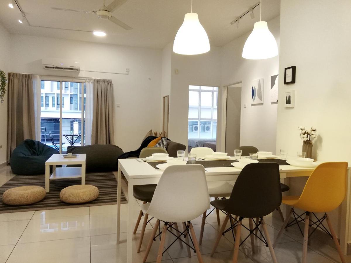 Subang City Residence, 8-9 Pax With Balcony, Walking Distance To Summit, 5Min To Sunway Subang Jaya Exteriör bild