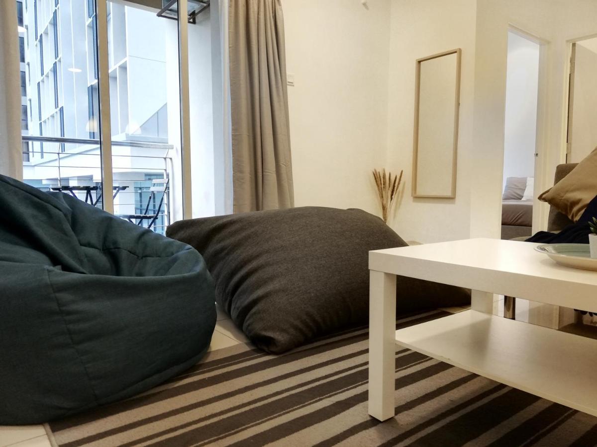 Subang City Residence, 8-9 Pax With Balcony, Walking Distance To Summit, 5Min To Sunway Subang Jaya Exteriör bild