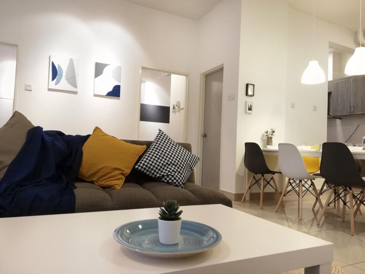 Subang City Residence, 8-9 Pax With Balcony, Walking Distance To Summit, 5Min To Sunway Subang Jaya Exteriör bild