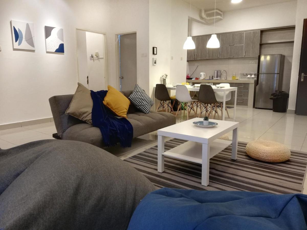 Subang City Residence, 8-9 Pax With Balcony, Walking Distance To Summit, 5Min To Sunway Subang Jaya Exteriör bild