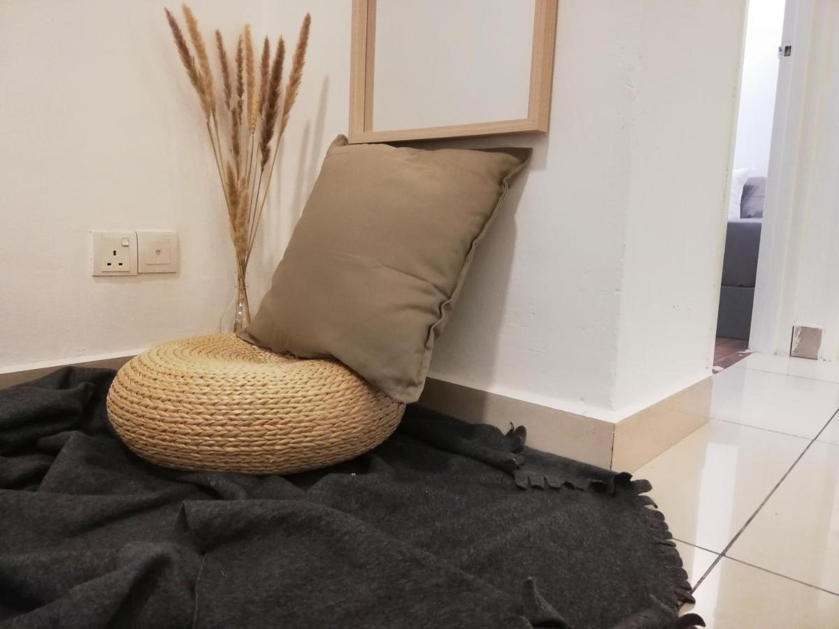Subang City Residence, 8-9 Pax With Balcony, Walking Distance To Summit, 5Min To Sunway Subang Jaya Exteriör bild